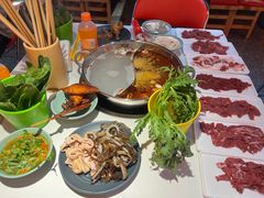 -潮牛岛·潮汕鲜切牛肉自助火锅(无锡首店)
