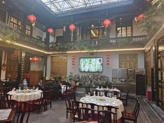 -蔼若春.传承云南菜(金碧公园店)