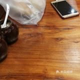 店铺内装修还不错，也比较干净♀️