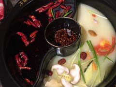 -佬土鹅肠火锅(解放路店)