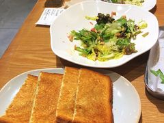 咖椰吐司-HELLO 27 意面·沙拉·帕尼尼