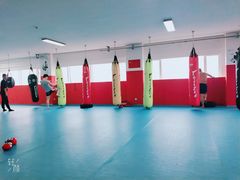 -拳力时代搏击俱乐部(旺座曲江店)