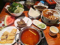 -龙聚德北京烤鸭(沙坪坝华宇A馆店)