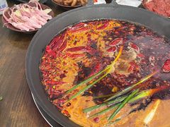 -黄潇洒老火锅(九眼桥宏济巷店)