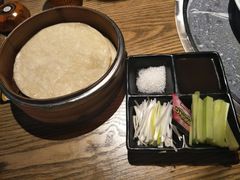 -三人行骨头王火锅(长寿店)
