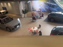 -深圳锦龙奥迪4S店(前海店)