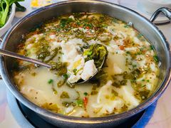 -德林酸菜鱼火锅(南丹店)
