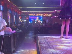 -喜鹊音乐酒馆(西街店)
