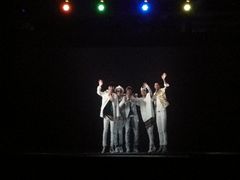 -PLAY HKPOP全息偶像演唱体验馆(威灵顿广场店)