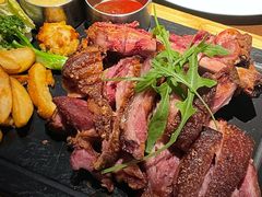 德国猪手-卡普里披萨·牛扒·下午茶