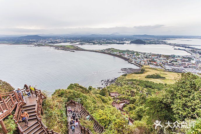 城山日出峰看日落