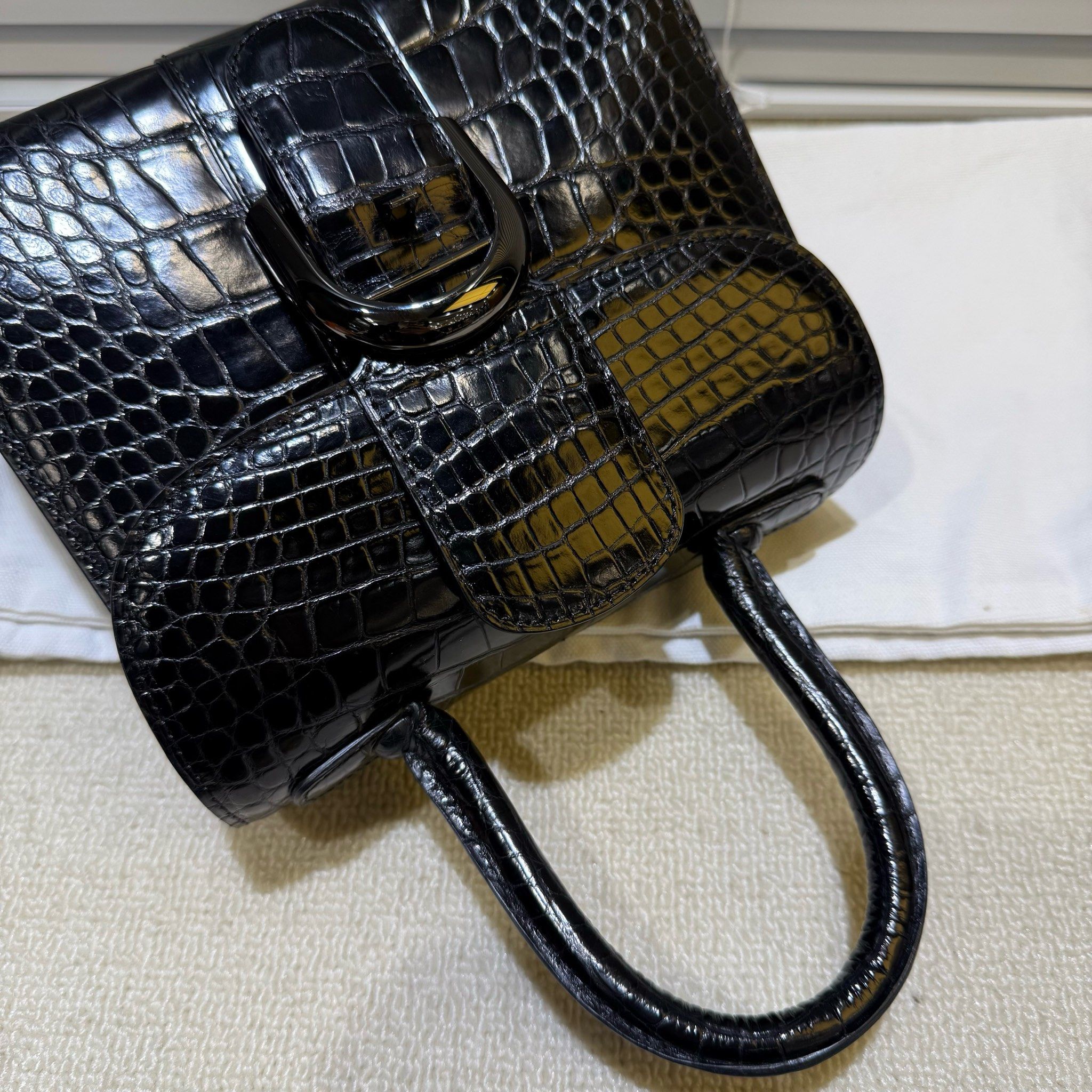 闲置新 delvaux 德尔沃 brilliant mini 黑银鳄鱼皮 2016年购入
