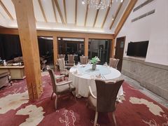 -老房子金沙元年川菜食府·草坪婚礼(毗河店)