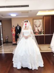 -拉瑞娜LaReine婚纱礼服高级定制
