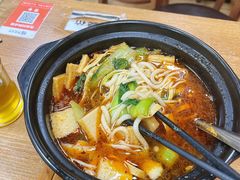 -天瑞福云南过桥米线(十里河店)