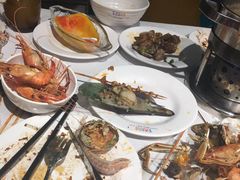 -领鲜活海鲜榴莲自助火锅(东门店)