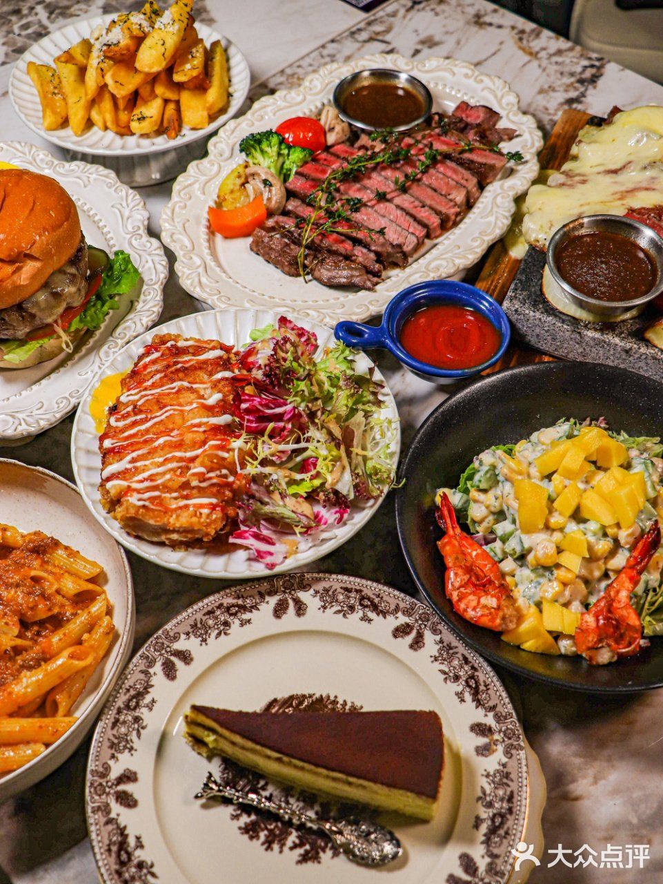 浪漫的魔女主厨西餐厅，新年约会的首选地‼️