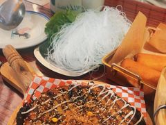 -沙胆彪炭炉牛杂煲(上海日月光广场店)