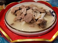 察布查尔清炖羊羔肉-一个勺子新疆锡伯主题私房菜(红墙巷49号院店)