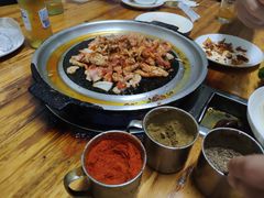 -石记东北风味烤肉店(子固路店)