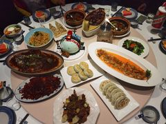 -八府香鸭·啫啫煲(华山路店)