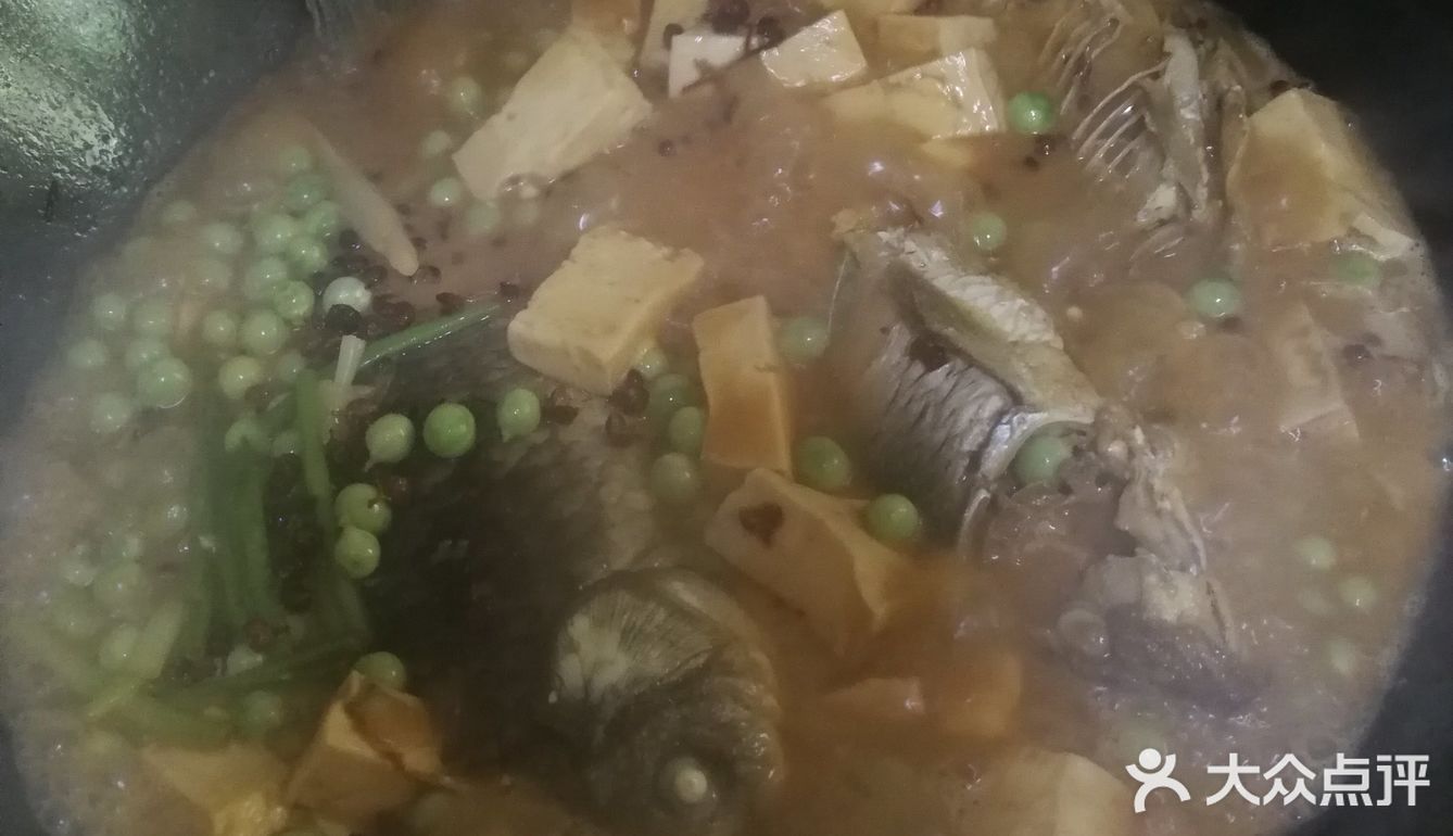 自制减脂餐7好吃的舔盘的鲫鱼炖豆腐[调皮]