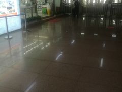 -全家便利店(莲花池东路店)