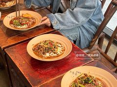 -方铲铲·成都板凳面(滨江银泰店)