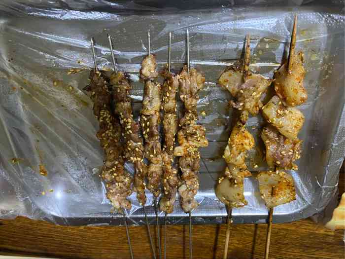 勃利地摊·勃立小串烧烤-"被朋友种草了这家店 刚开始没报太大希望.