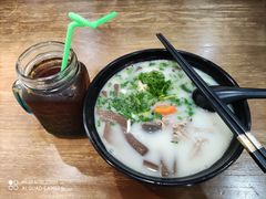 -鸭小妹鸭血粉丝(老门东店)