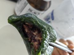 艾叶枣泥核桃青团-王家沙点心店(南京西路总店)