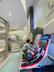 -MINI MARS 移动的空间站乐园·餐饮·派对(浦东金桥店)