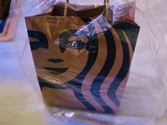-星巴克(杭州西湖银泰1F店)