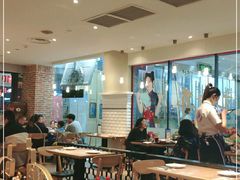 大堂-必胜客(华都店)