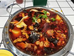 -晓彭肥肠鸡·泡椒鸡火锅(水木天地店)
