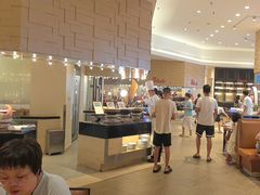 -亚龙湾希尔顿自助餐厅·海鲜·烧烤·沙滩BBQ·现场乐队