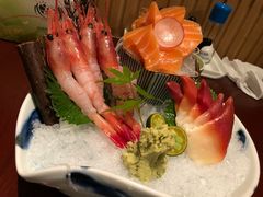 -山川小町·极番烧肉(新地假日广场店)