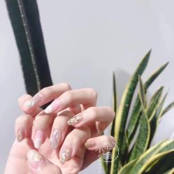 -柴小姐美睫美甲