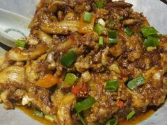 -大头虾越式风味餐厅(光明广场店)