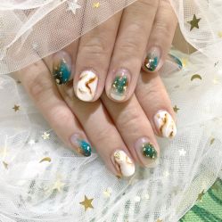 -逸日式美甲美睫工作室