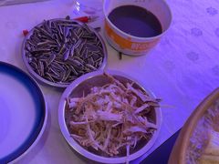 -海盗船. 龙虾烧烤. 酒馆