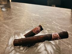 雪茄雪糕-Hi City·城市之巅