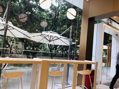 -奈雪的茶(华侨城创意园店)