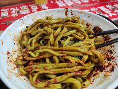 油泼菠菜面-老陈婆手工面庄