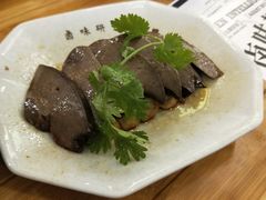 -狮头牌卤味研究所·卤味饭(花城汇南区店)