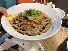 -东口码头·烧鸽子·鱼头泡饼·地方菜(金鹰悦城店)