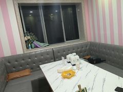 -FullHouse桌游狼人跑团剧本杀(徐家汇店)