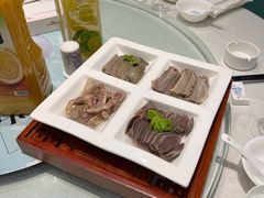 -香山湖家家宴(中山陵店)