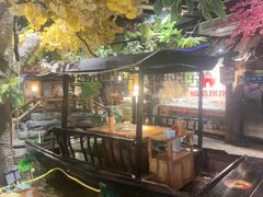 -城墙拐拐火锅(三峡广场黑金冠店)