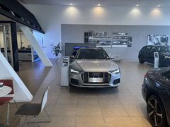 -上海永达奥诚奥迪4S店(申江路店)
